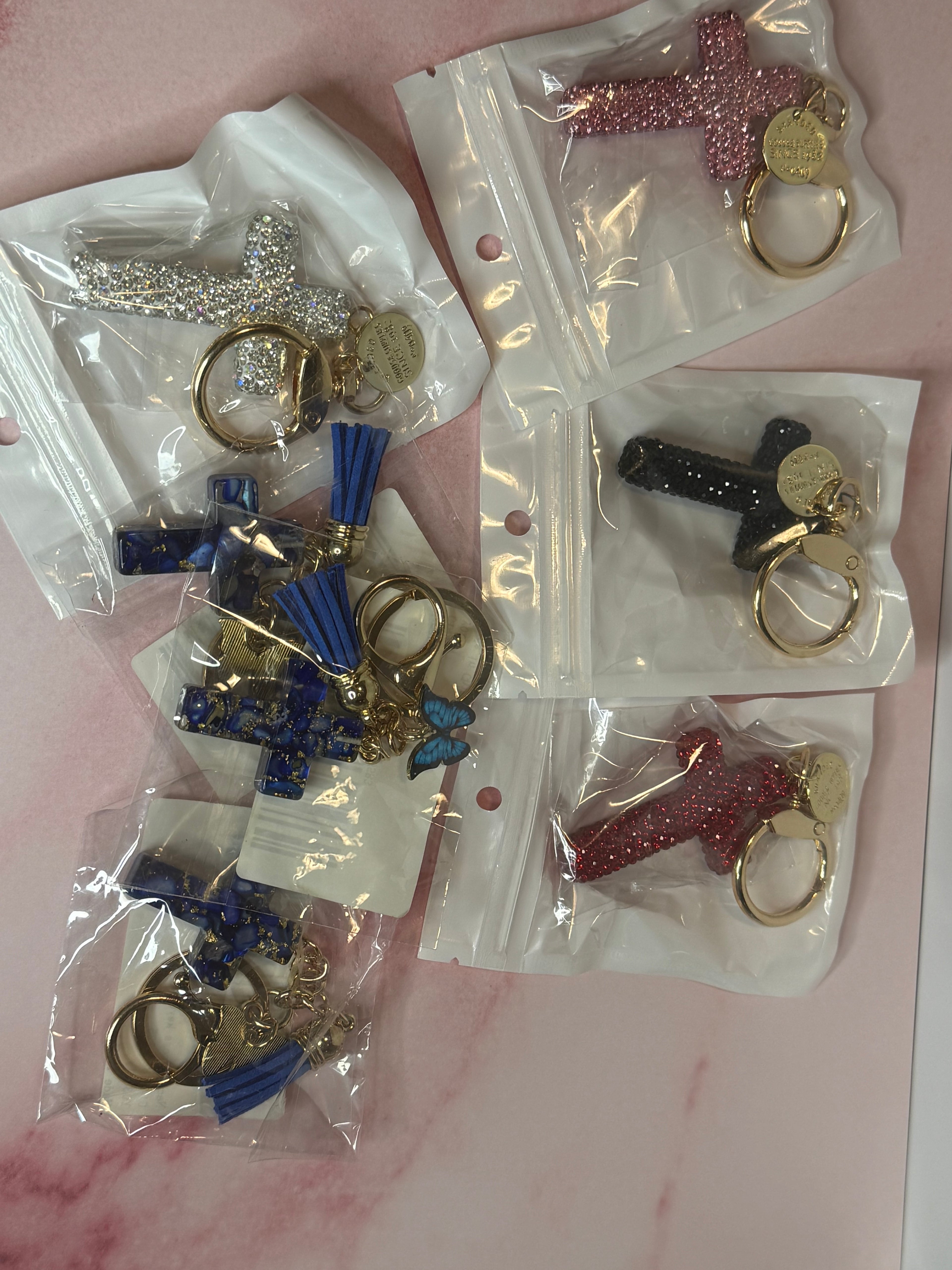 DIAMOND CROSS KEYCHAIN
