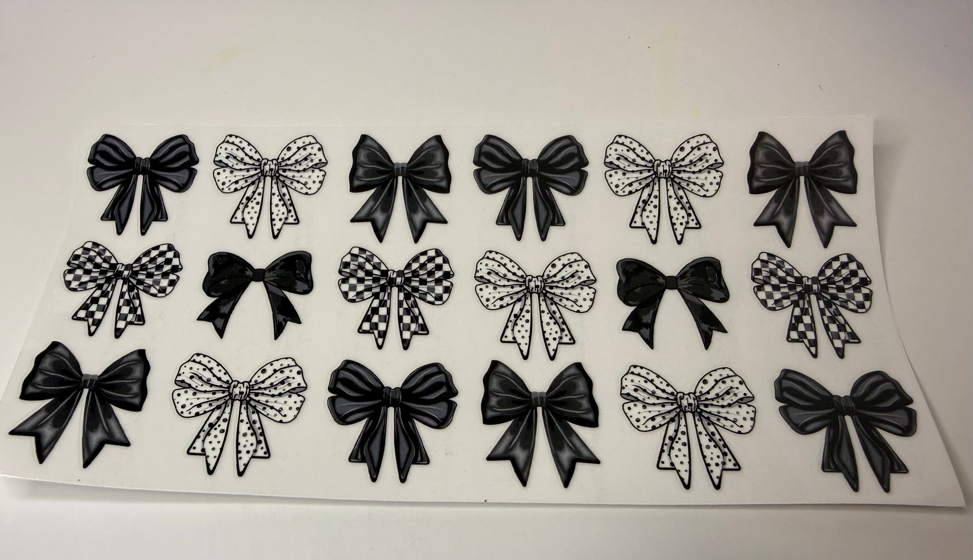#261- BOWS BLACK/GRAY/ WHITE