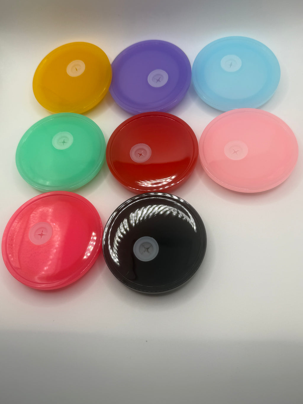 Acrylic color lid