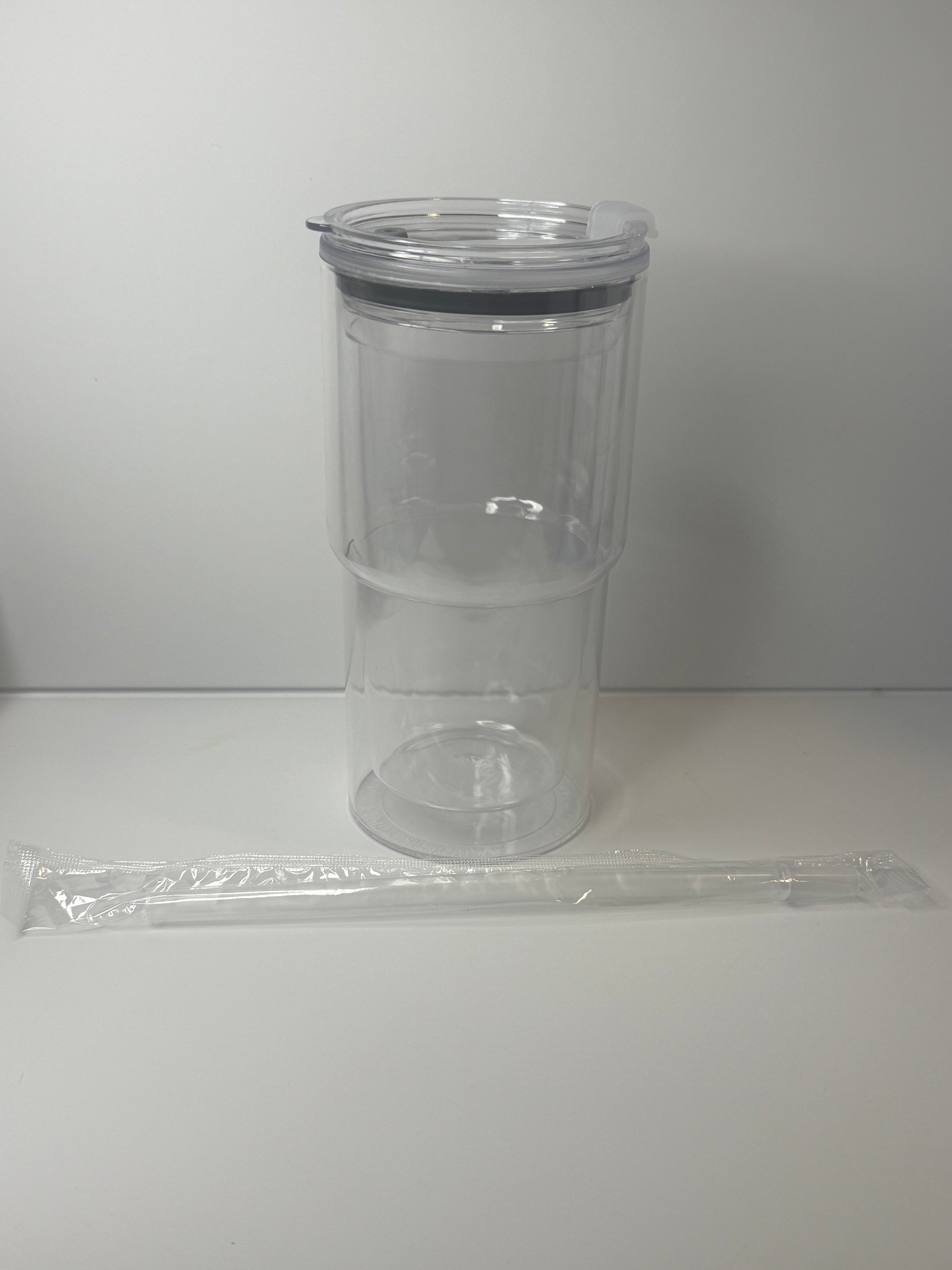 18oz Acrylic Snow Globe Tumbler W/ Matching Clear Straw