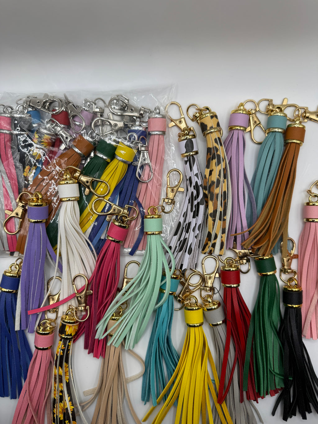 TASSEL KEYCHAIN