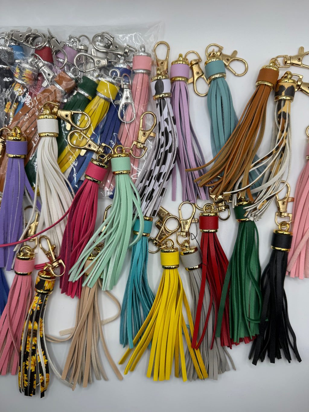 TASSEL KEYCHAIN