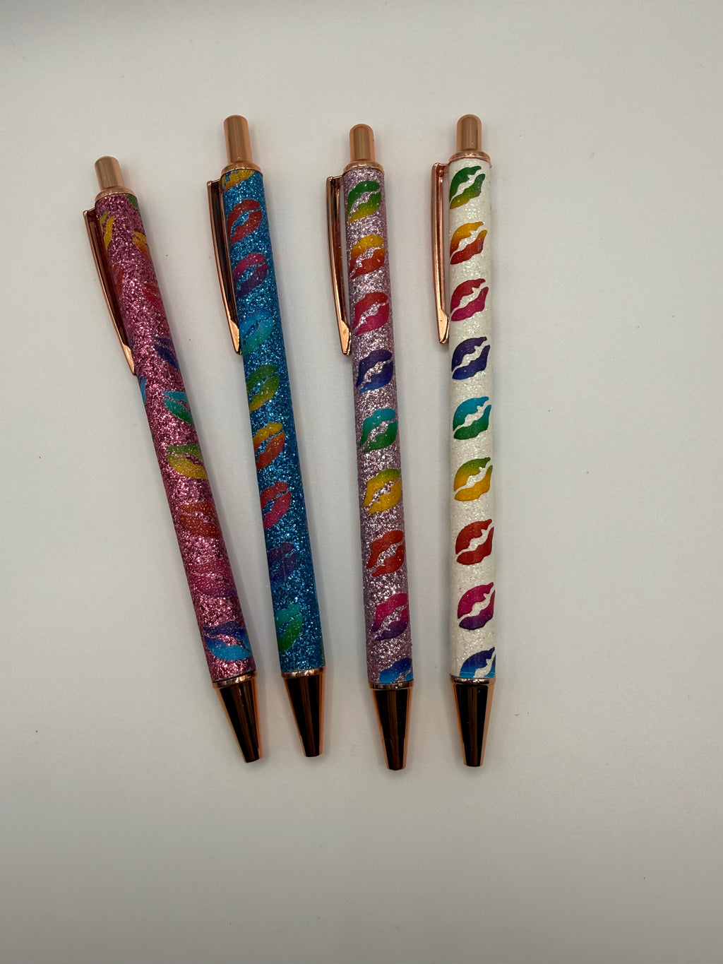 KISS LIPS PATTERN GLITTER DESIGN INK PEN