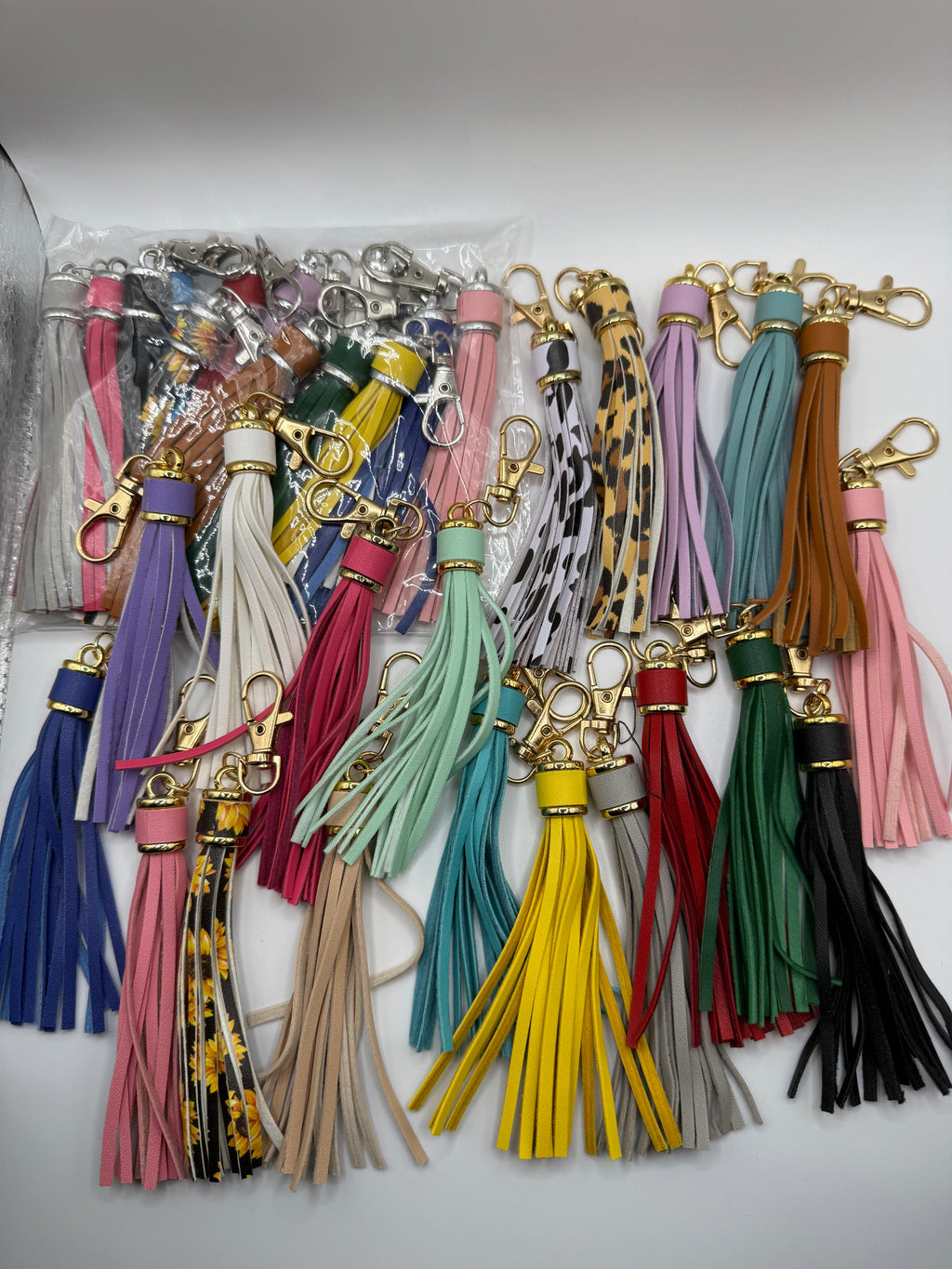 TASSEL KEYCHAIN