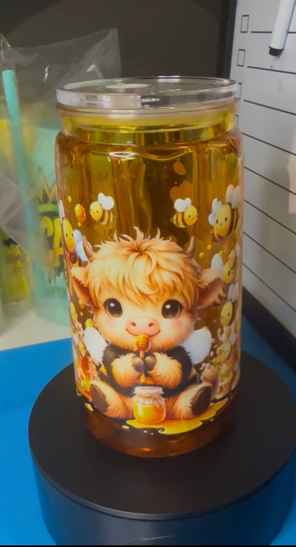 PRE MADE- HONEY DRIP 16 0Z ACRYLIC SNOW GLOBE CUP