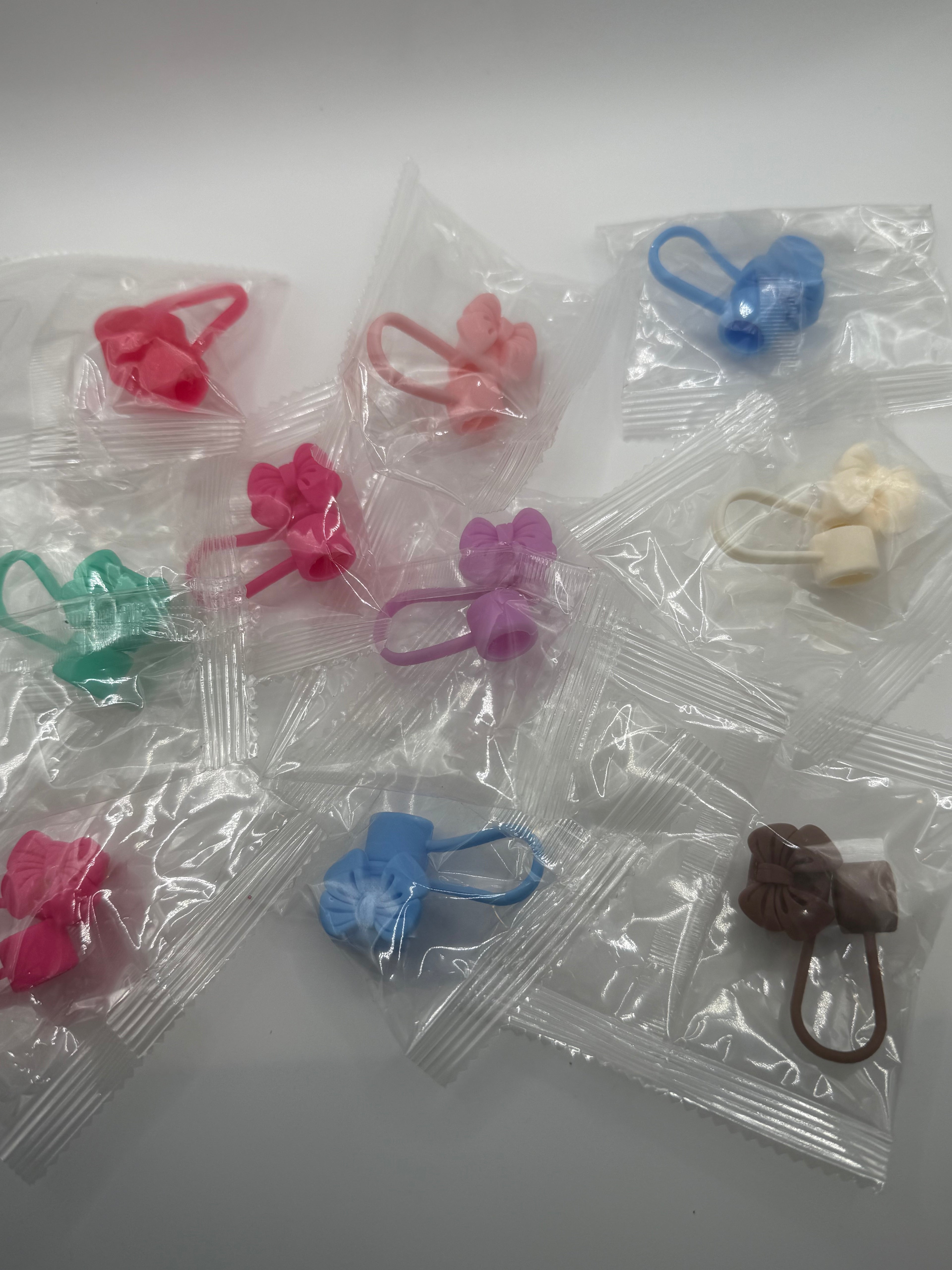 Bow Straw-toppers