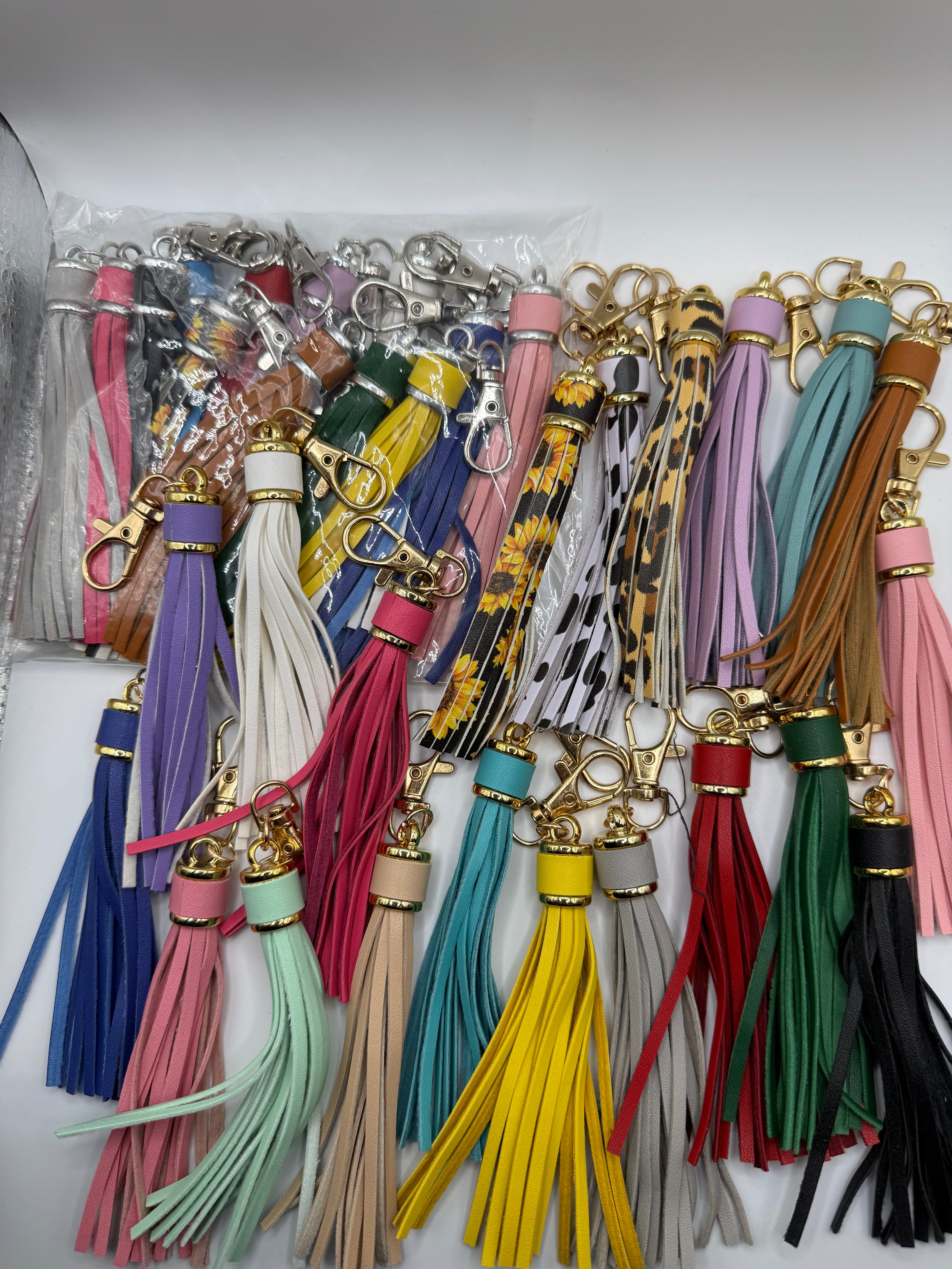 TASSEL KEYCHAIN