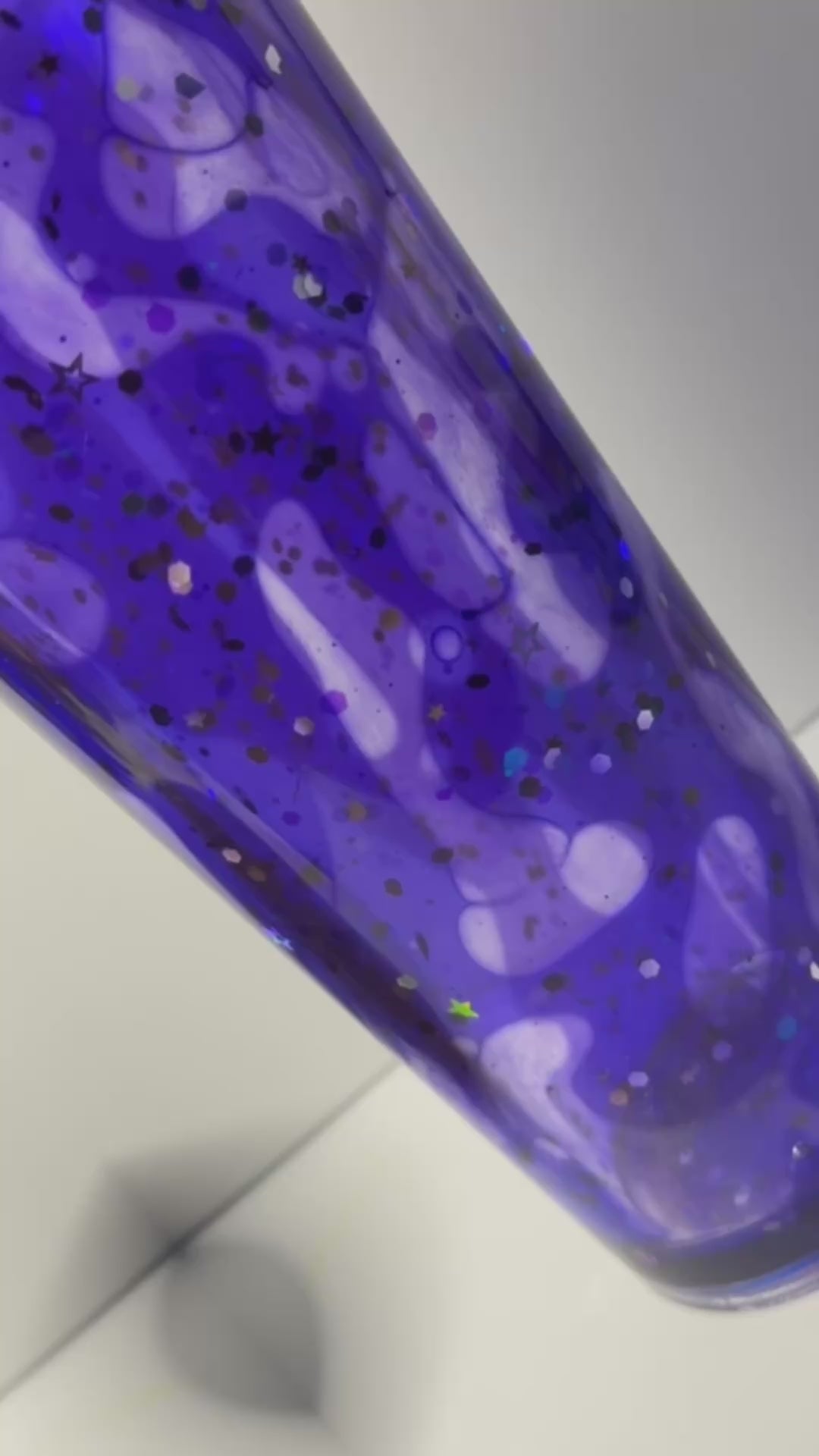 PRE-MADE  Looney Tunes 24 oz purple lava w/ Clear straw