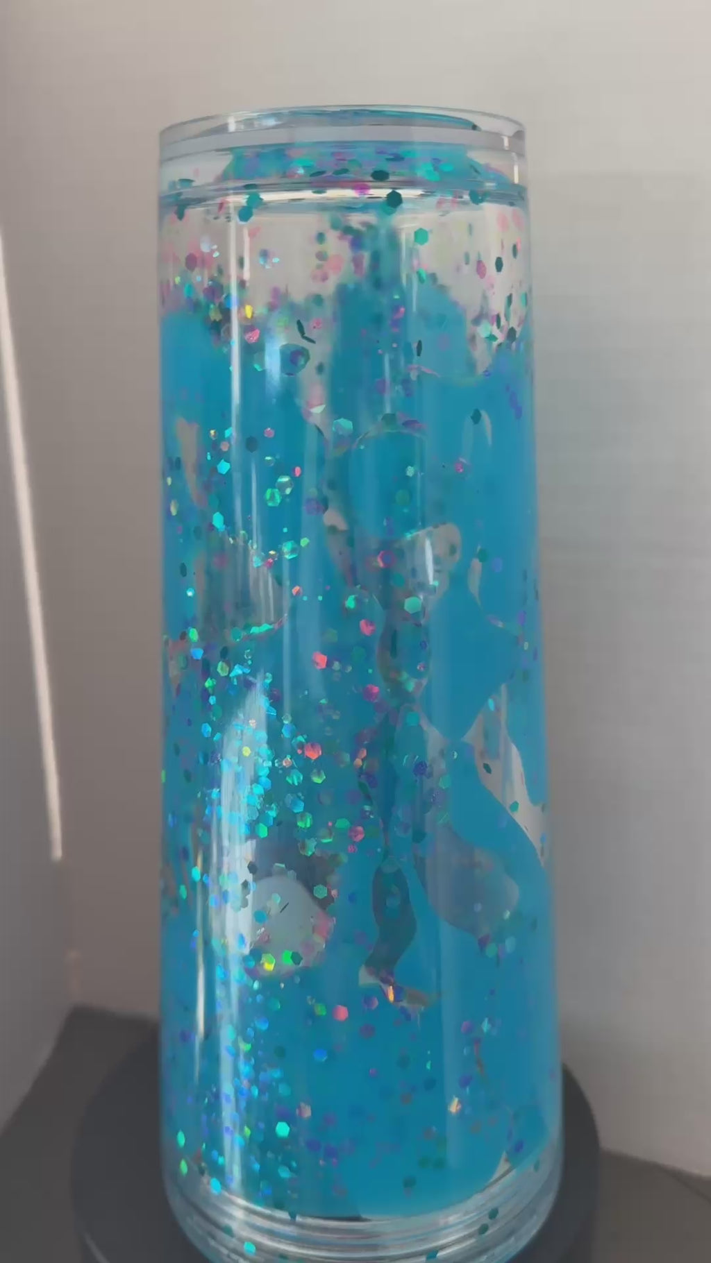 24oz CHRIS BROWN GLITTER LAVA TUMBLER  W/ MATCHING CLEAR STRAW